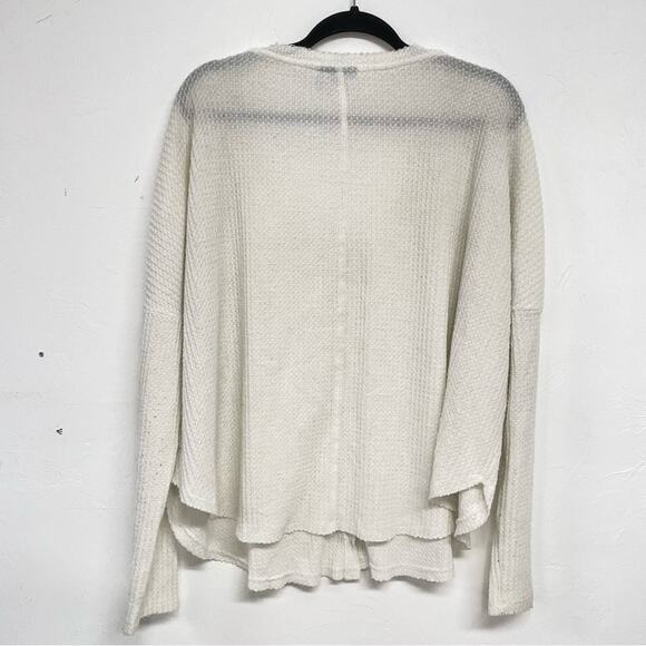Out From Under White Waffle Knit Cardigan Sweater Womens M Raw Edge Boho Fall - Picture 8 of 8